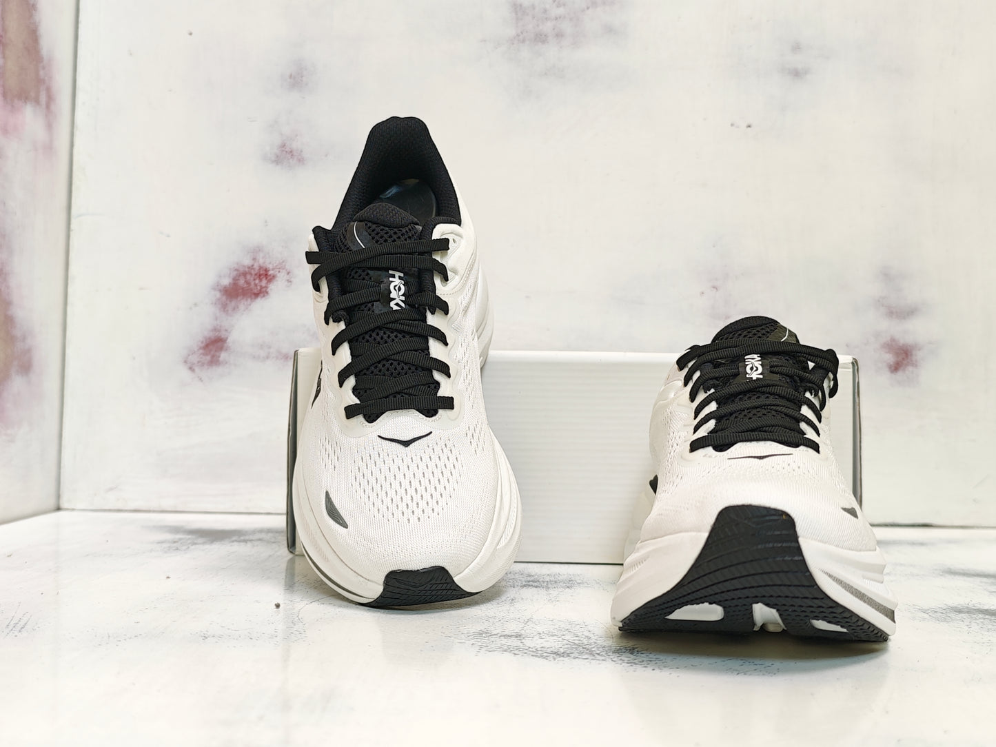 HKA ONE BONDI 9 WHITE