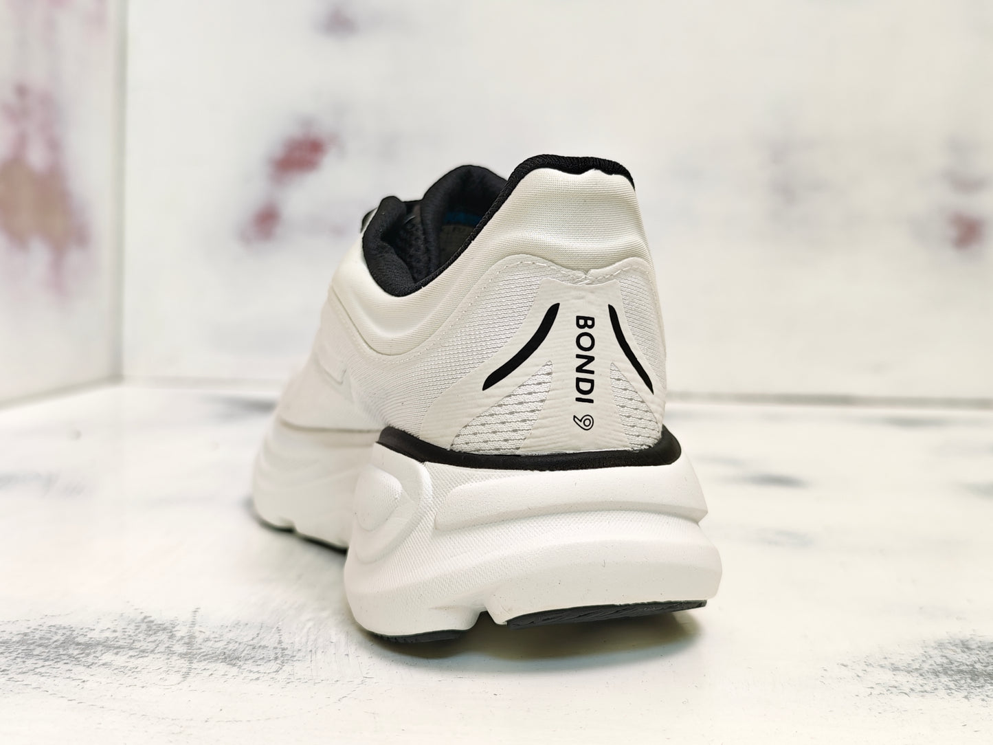 HKA ONE BONDI 9 WHITE