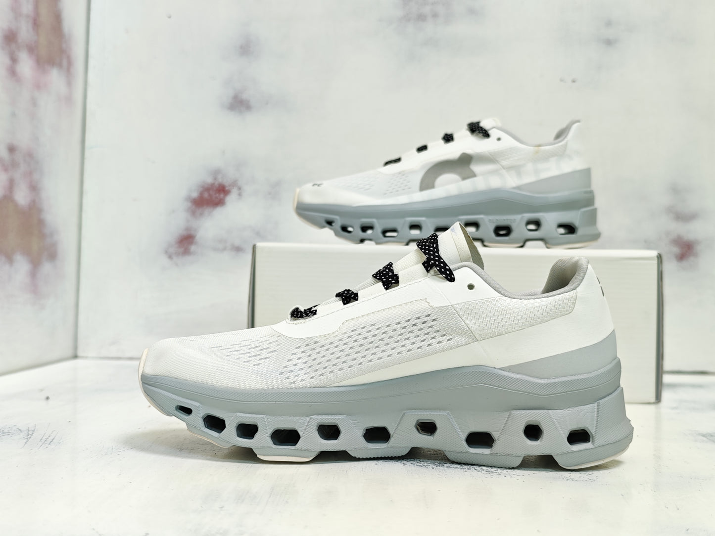 0N Cloudmonster 2 WHITE GRAY