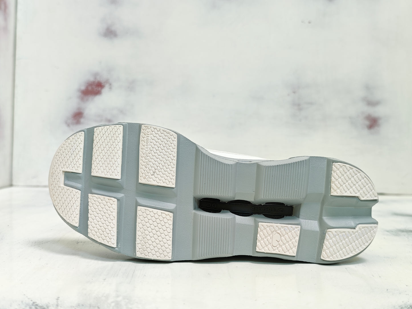 0N Cloudmonster 2 WHITE GRAY