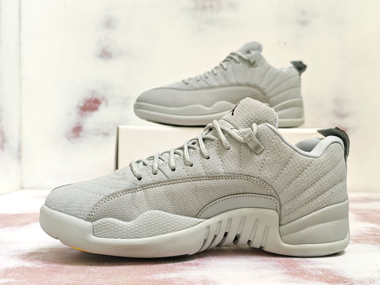 JRDN R12 RETRO 12 WOLF GRAY LOW