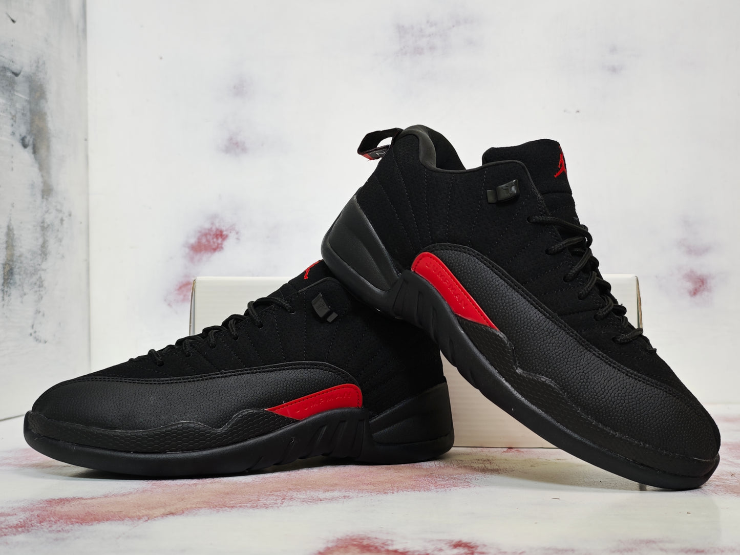 JRDN R12 RETRO 12 BLACK ORANGE