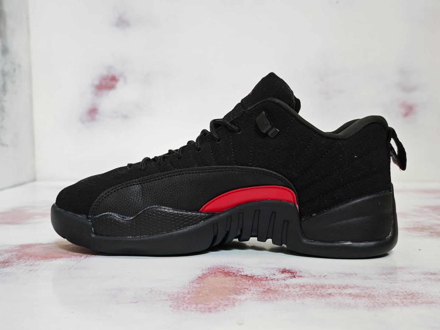 JRDN R12 RETRO 12 BLACK ORANGE