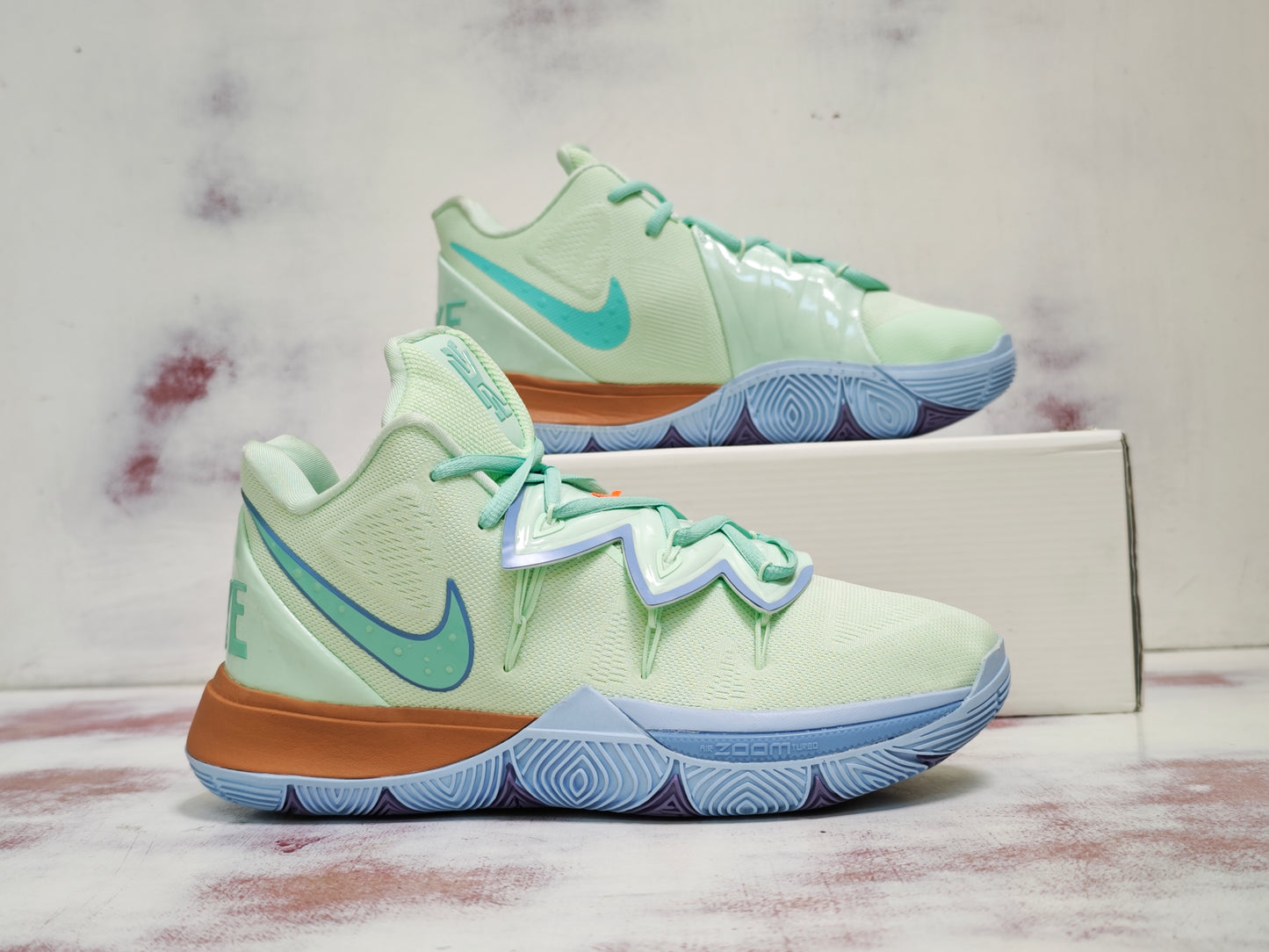 NKE KYRIE 5 CALAMARDO