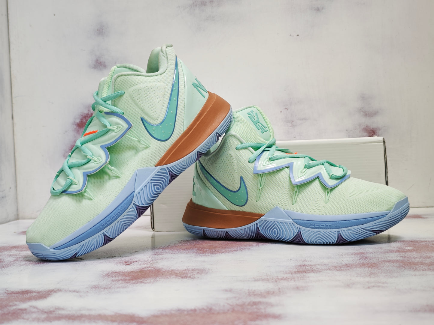 NKE KYRIE 5 CALAMARDO