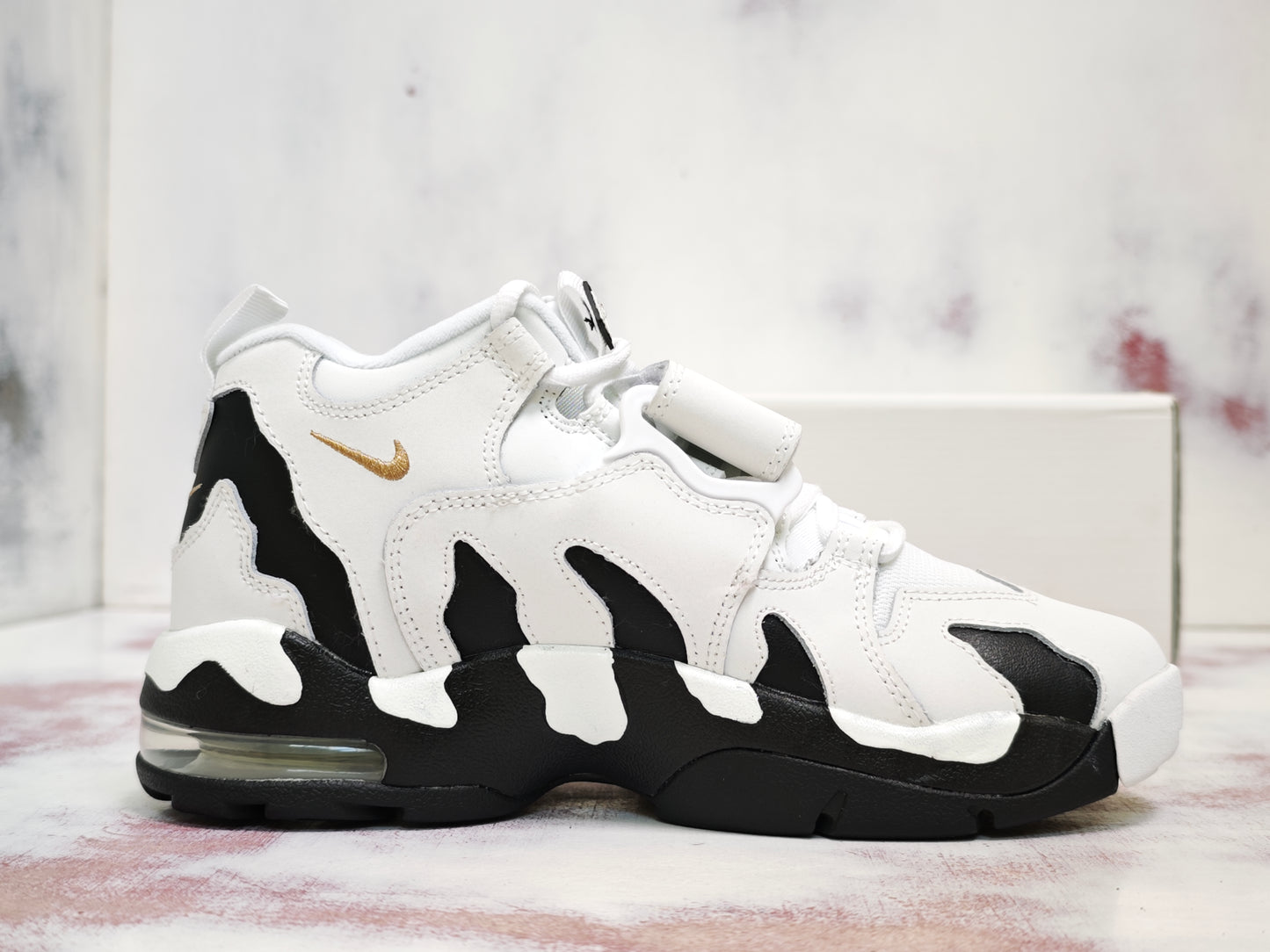 NKE AIR DT MAX 96 DEION SANDERS colorado