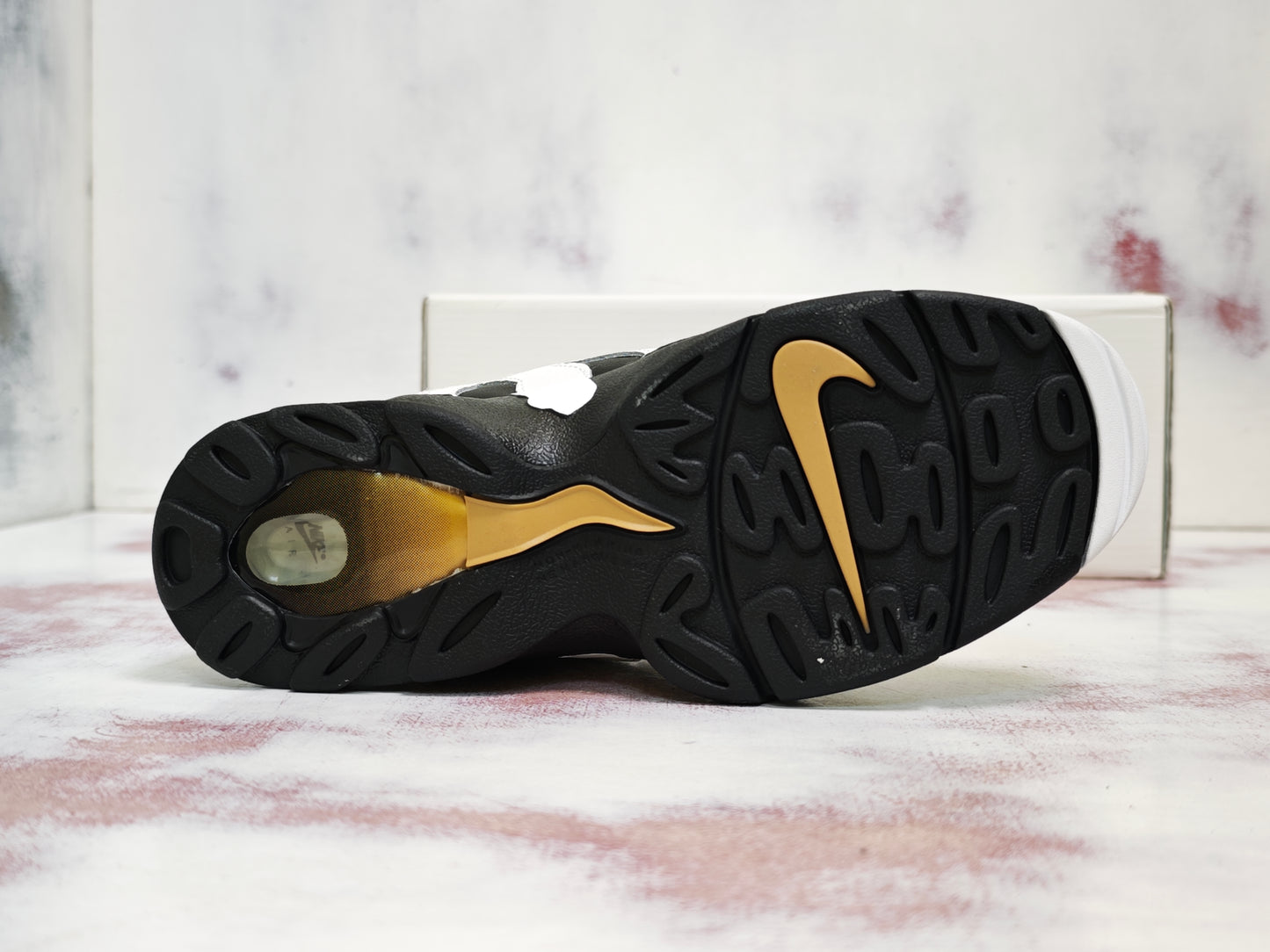 NKE AIR DT MAX 96 DEION SANDERS colorado