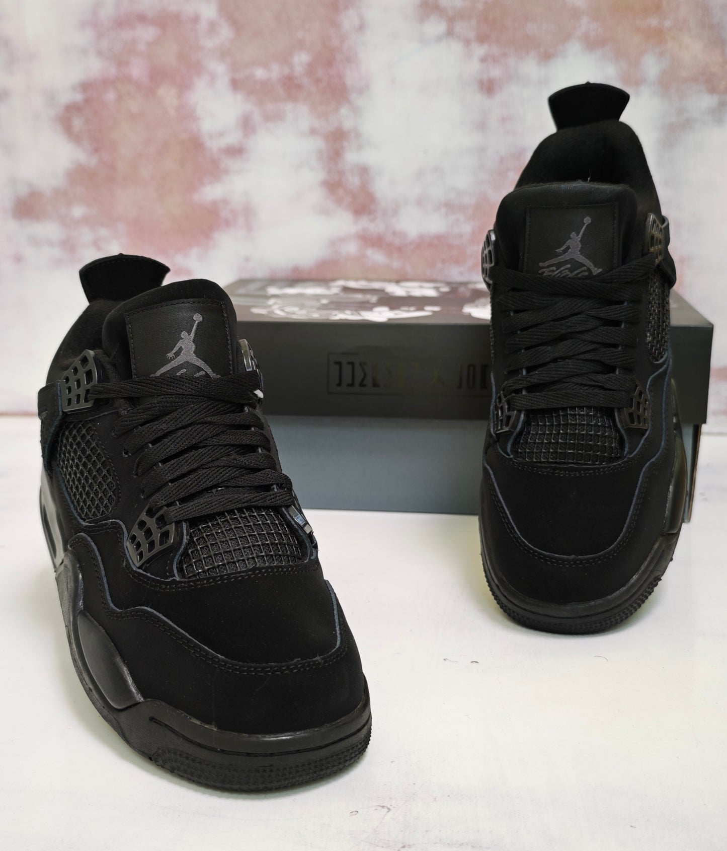 JRDN RETRO 4 BLACK CAT R4