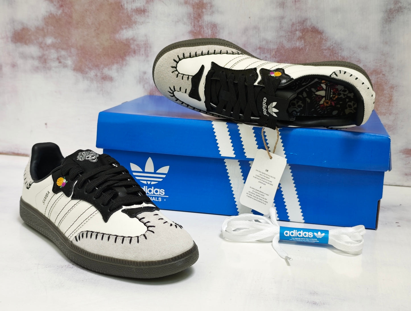 ADDS SAMBA DIA DE MUERTOS WHITE