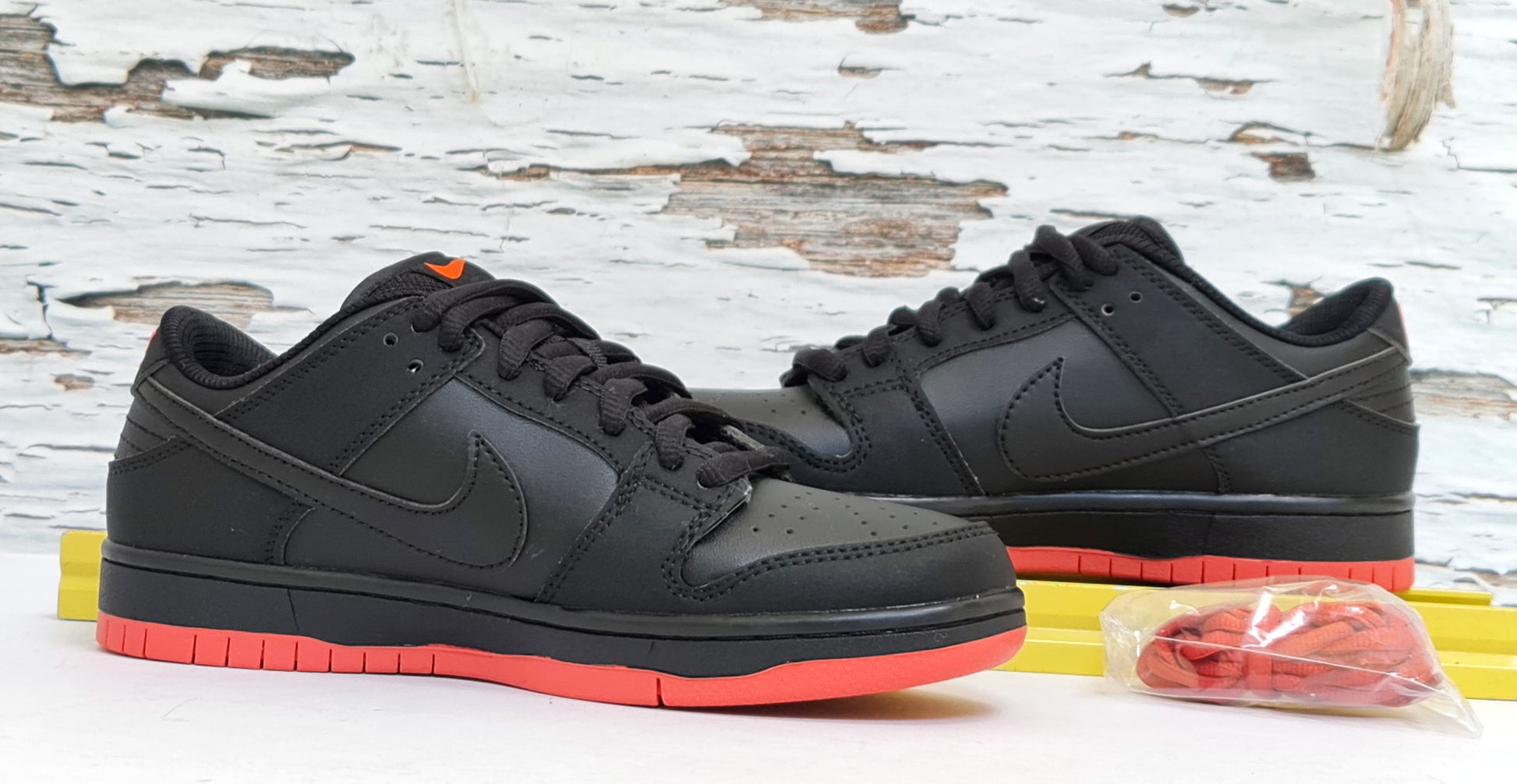 Dunk low sb pigeon hot sale