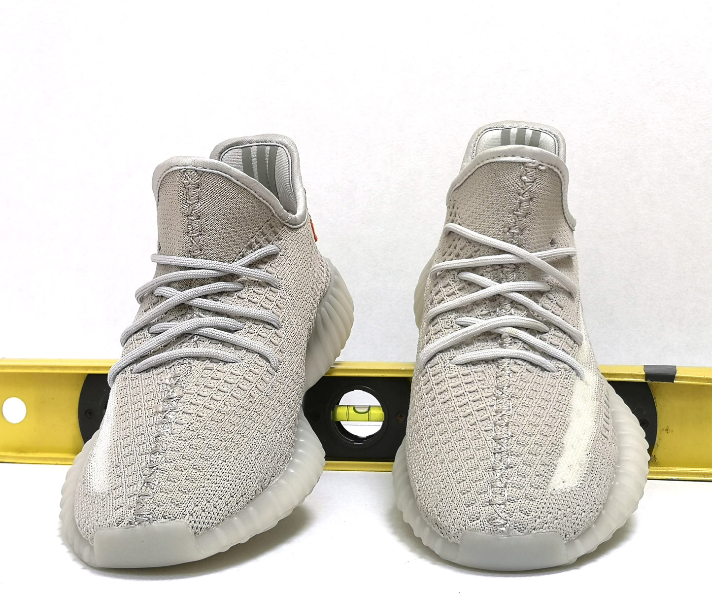 ADDS YZY 350 TAIL LIGHT